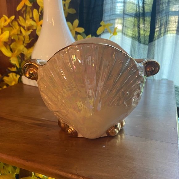 Vintage opalescent shell 🐚 vase or organizer with gold, beach, nautical